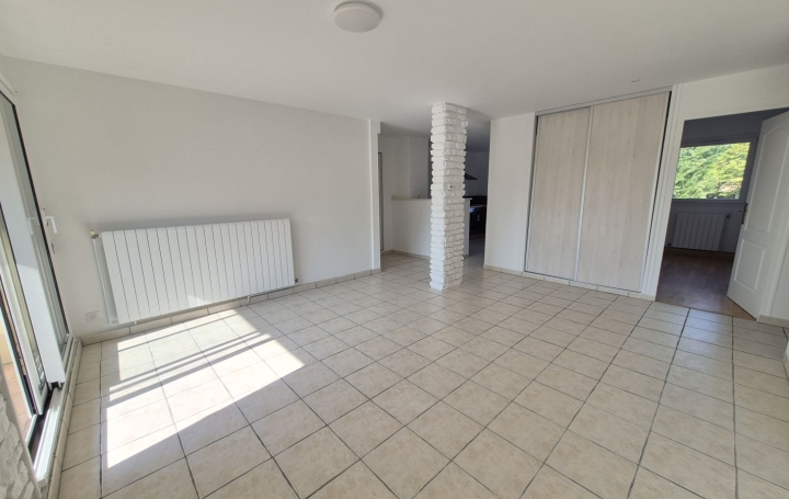4 Pièces LAGNIEU (01150)  86 m2 175 000 € 
