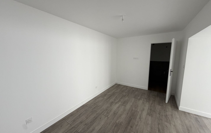 Studio SAINT-PAUL-DE-VARAX (01240)  37 m2 120 000 € 