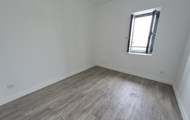 2 Pièces SAINT-PAUL-DE-VARAX (01240)  38 m2 142 000 € 