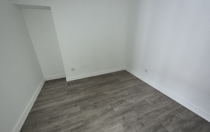 2 Pièces SAINT-PAUL-DE-VARAX (01240)  50 m2 132 000 € 