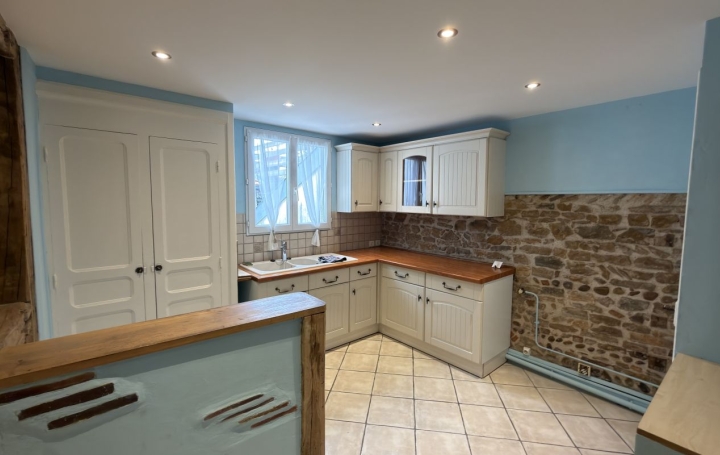 3 Pièces BOURG-EN-BRESSE (01000)  97 m2 169 000 € 