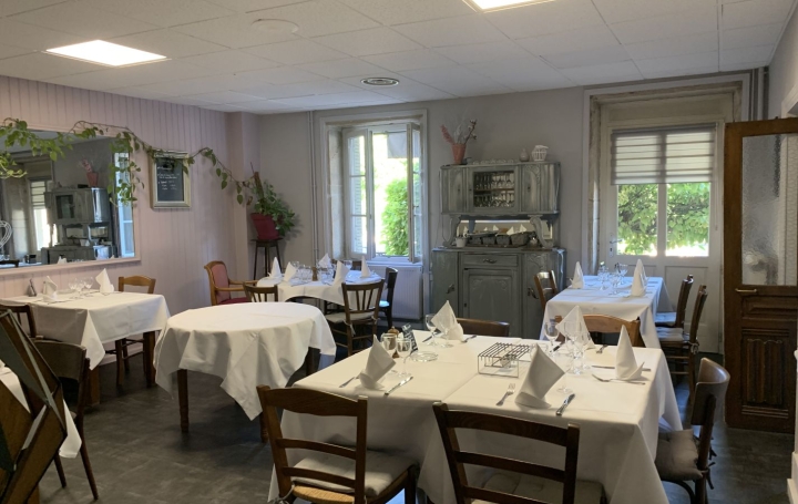 Local d'activité FLEURVILLE (71260)  284 m2 265 000 € 