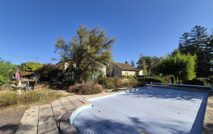 Maison NEUVILLE-LES-DAMES (01400)  153 m2 210 000 € 