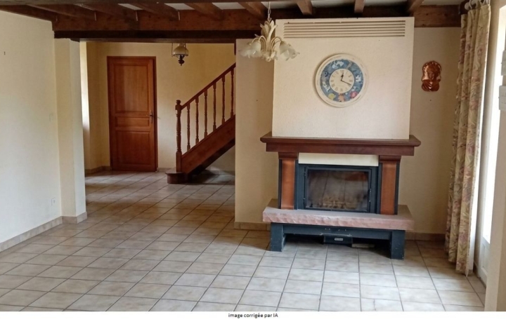 Maison NEUVILLE-LES-DAMES (01400)  153 m2 210 000 € 