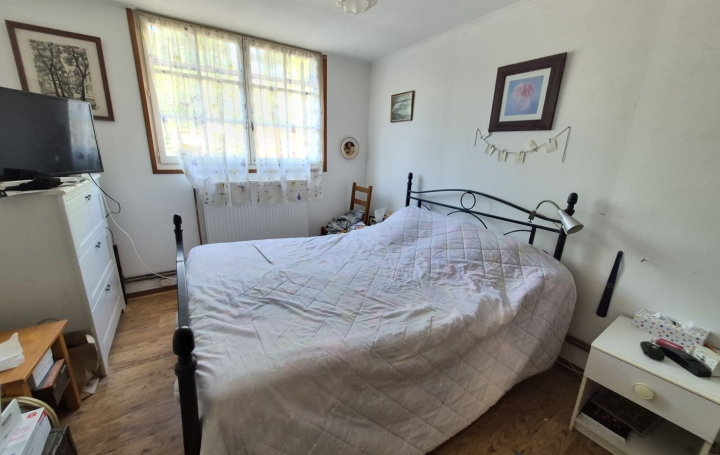 Maison NEUVILLE-LES-DAMES (01400)  153 m2 210 000 € 