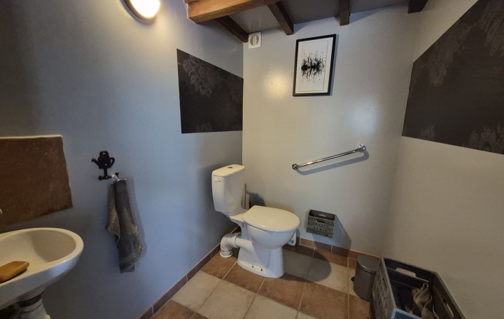 Local commercial NEUVILLE-LES-DAMES (01400)  38 m2 85 000 € 