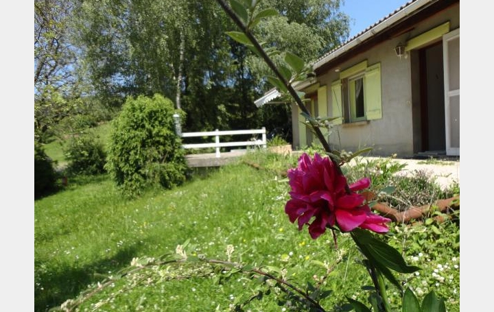 Réseau Immo-diffusion : Maison de village  COURMANGOUX  105 m2 168 000 € 