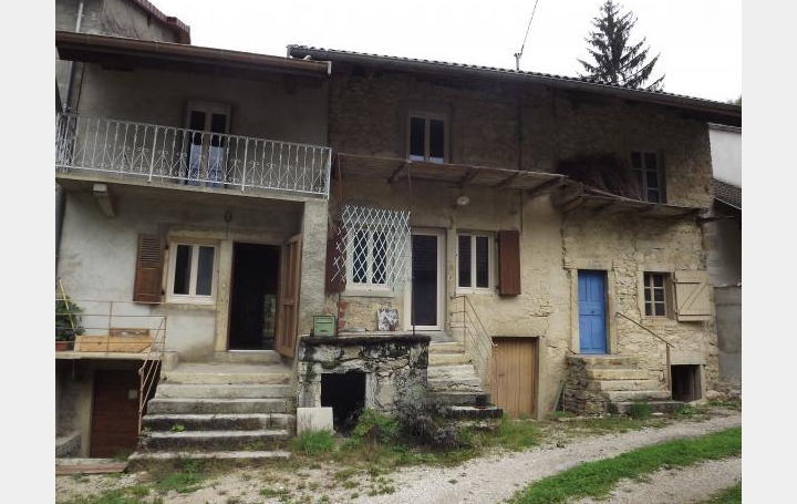 Réseau Immo-diffusion : Maison de village  CONAND  220 m2 135 500 € 