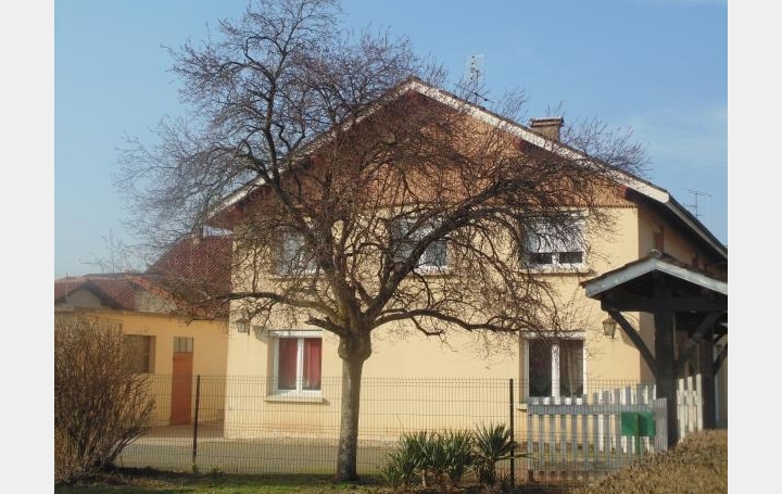 Réseau Immo-diffusion : Maison de village  VONNAS  140 m2 197 000 € 