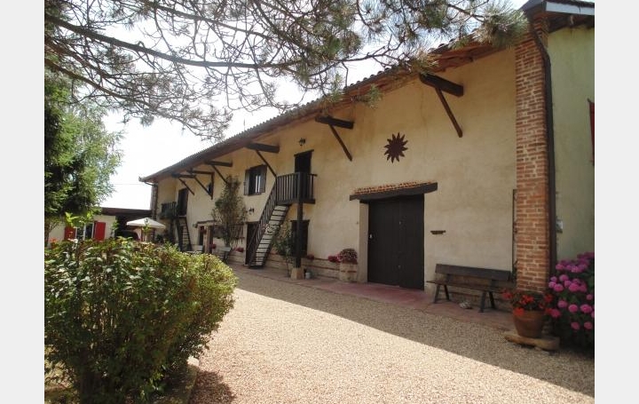 Réseau Immo-diffusion : Maison  VONNAS  244 m2 327 500 € 