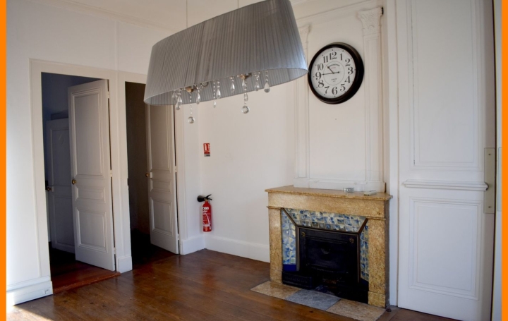 Maison de village MIRIBEL (01700)  101 m2 230 000 € 