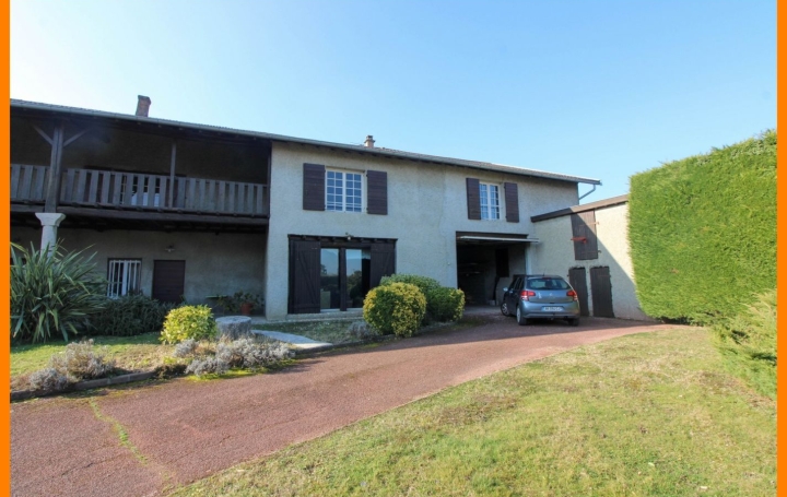 Maison PIZAY (01120)  326 m2 650 000 € 