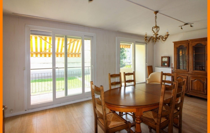 4 Pièces MONTLUEL (01120)  84 m2 175 000 € 