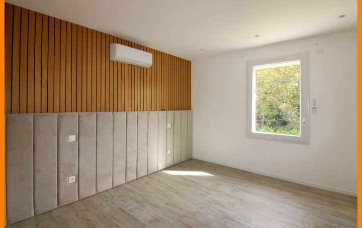 Villa THIL (01120)  200 m2 475 000 € 