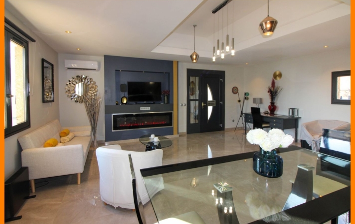 Maison LA BOISSE (01120)  205 m2 714 000 € 