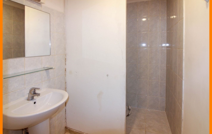 2 Pièces MONTLUEL (01120)  48 m2 125 000 € 