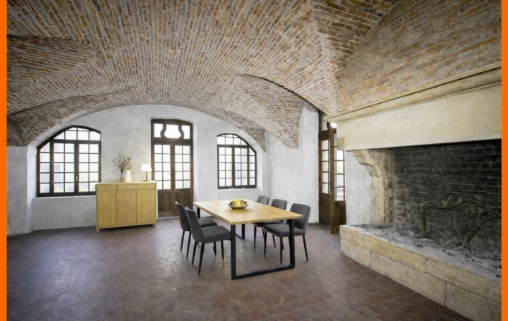 4 Pièces MONTLUEL (01120)  101 m2 298 000 € 