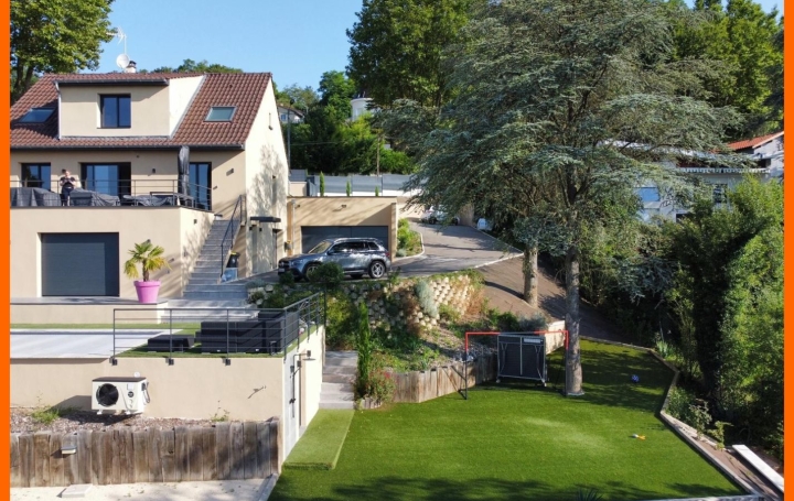 Villa MIRIBEL (01700)   950 000 € 