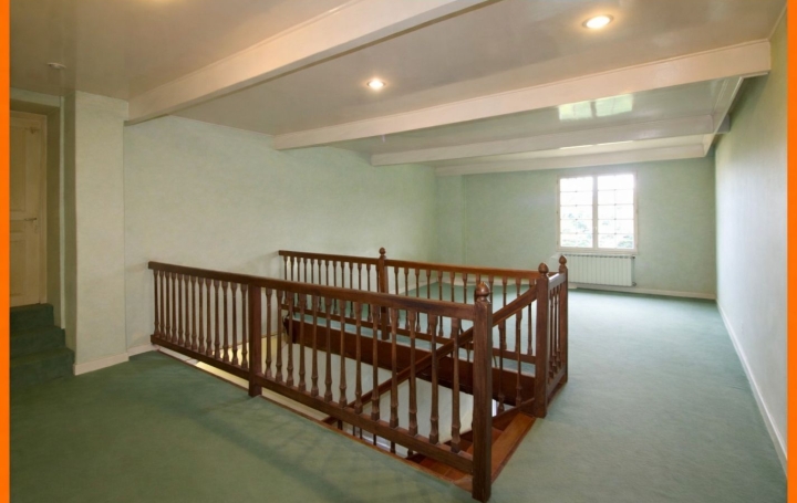 Maison PIZAY (01120)  136 m2 190 000 € 