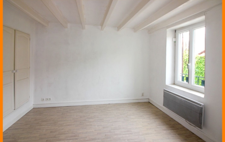 Maison de village MONTLUEL (01120)  47 m2 130 000 € 