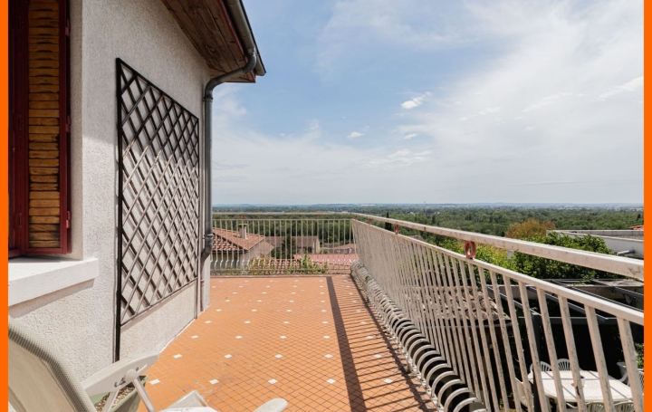 Maison NEYRON (01700)  112 m2 390 000 € 