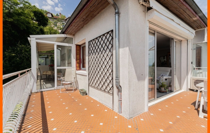 Maison NEYRON (01700)  112 m2 390 000 € 