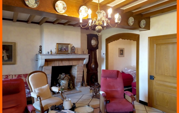 Maison SAINT-MARTIN-DU-MONT (01160)  150 m2 330 000 € 