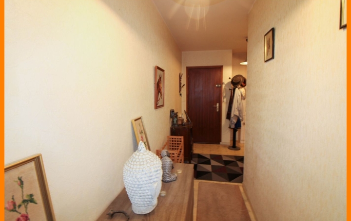 1 Pièce MONTLUEL (01120)  49 m2 95 000 € 