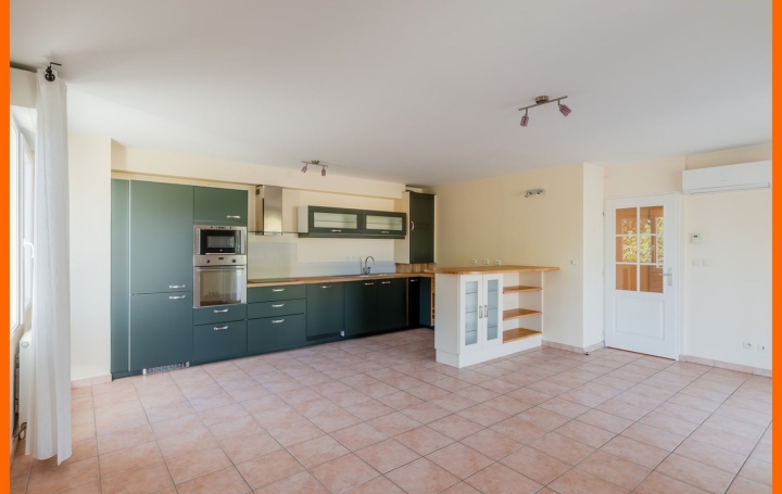 3 Pièces MIRIBEL (01700)  74 m2 299 000 € 