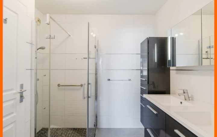 3 Pièces MIRIBEL (01700)  74 m2 299 000 € 