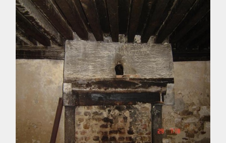 Réseau Immo-diffusion : Maison de village  PONT-D'AIN  85 m2 43 000 € 