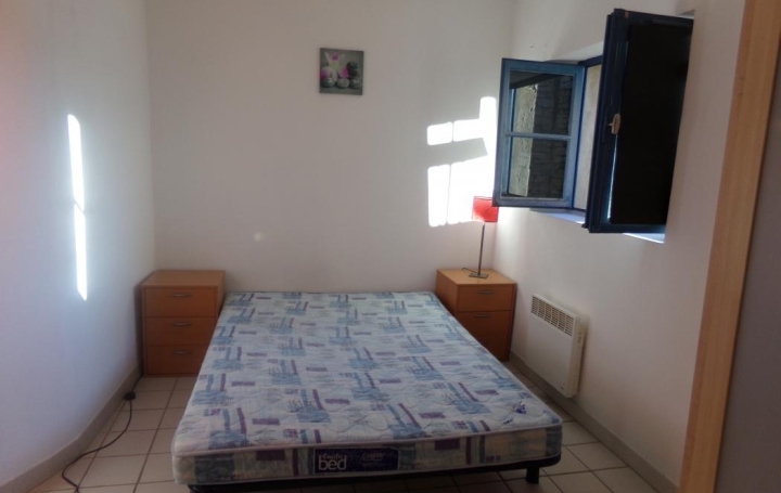 2 Pièces NIMES (30000)  23 m2 500 € 