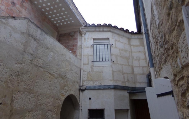 Appartement NIMES (30000) 61 m<sup>2</sup> 698 € 