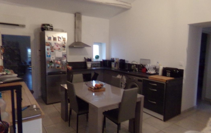 3 Pièces CABRIERES (30210)  75 m2 805 € 