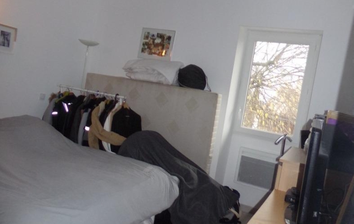 3 Pièces CABRIERES (30210)  75 m2 805 € 