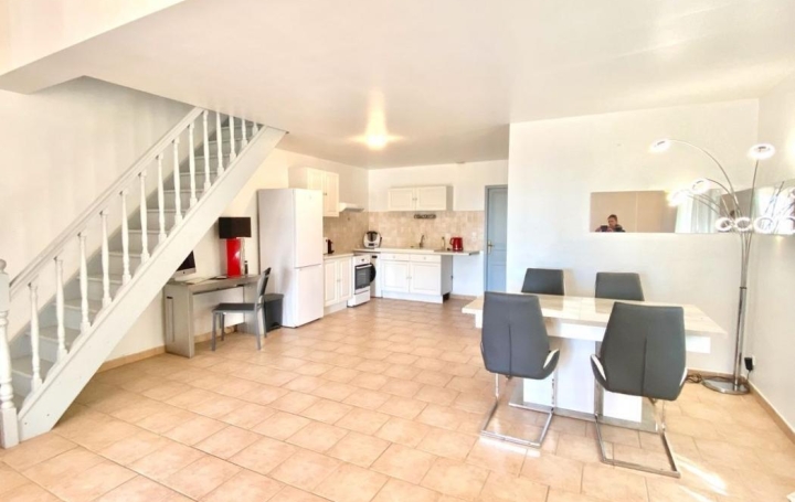 Maison CABRIERES (30210)  90 m2 1 240 € 