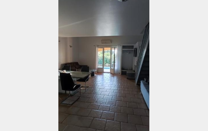 Maison CABRIERES (30210)  90 m2 1 240 € 