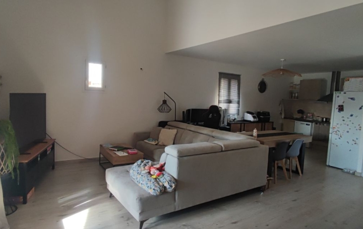 Maison CABRIERES (30210)  90 m2 1 190 € 