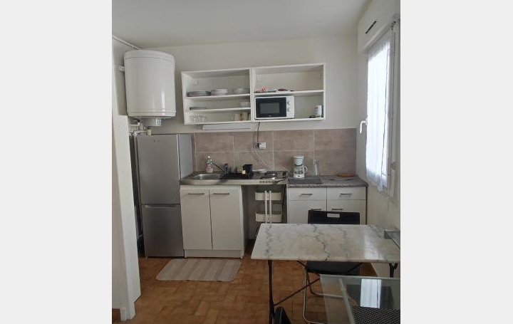 Studio NIMES (30000)  20 m2 450 € 