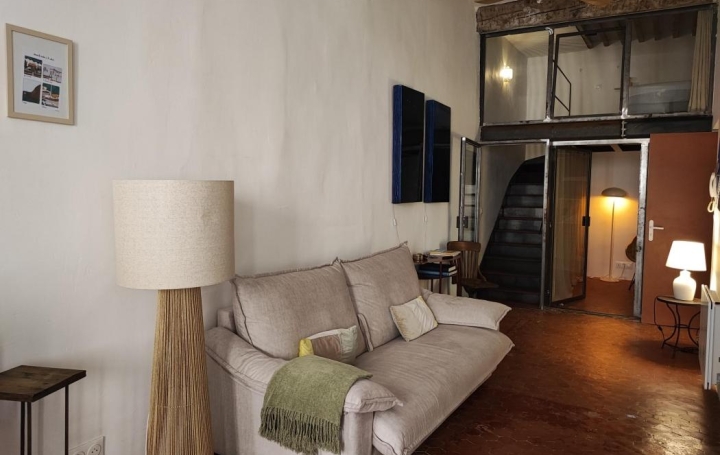 3 Pièces LA CIOTAT (13600)  55 m2 1 350 € 