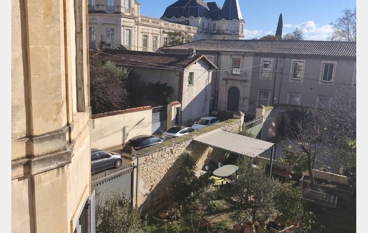 6 Pièces NIMES (30000)  173 m2 1 600 € 