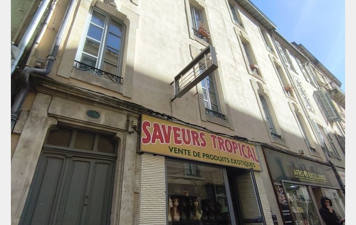 2 Pièces NIMES (30000)  55 m2 700 € 