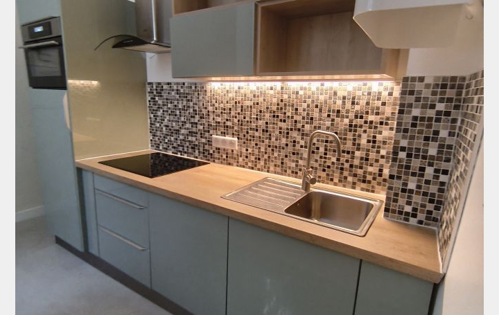 2 Pièces NIMES (30000)  55 m2 700 € 