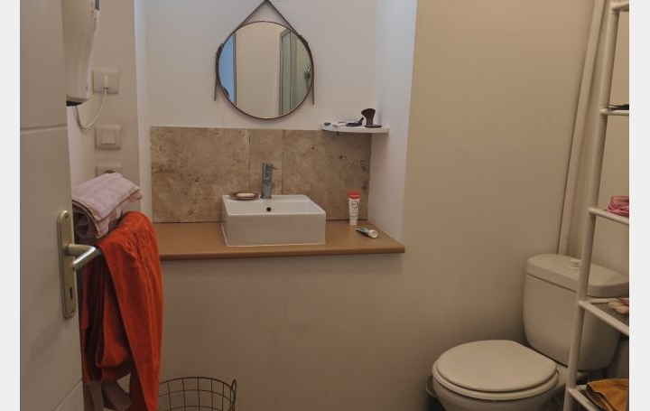 Studio NIMES (30000)  22 m2 420 € 