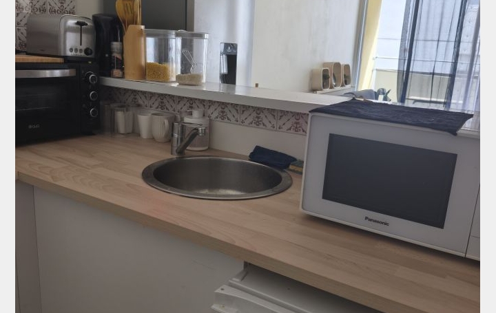 1 Pièce NIMES (30000)  33 m2 455 € 
