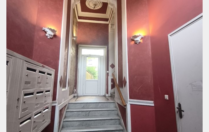 2 Pièces NIMES (30000)  53 m2 620 € 