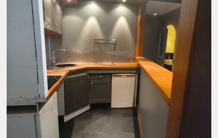 2 Pièces NIMES (30000)  53 m2 620 € 
