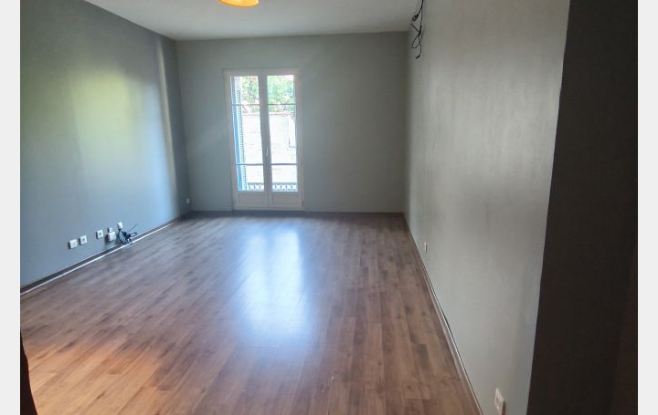 2 Pièces NIMES (30000)  53 m2 620 € 