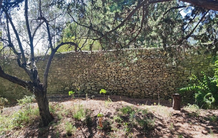 Terrain NIMES (30000)   490 000 € 