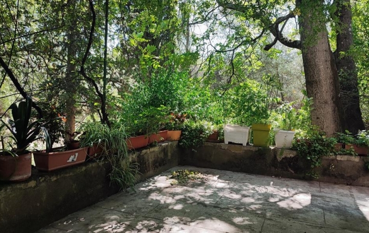 Terrain NIMES (30000)   490 000 € 